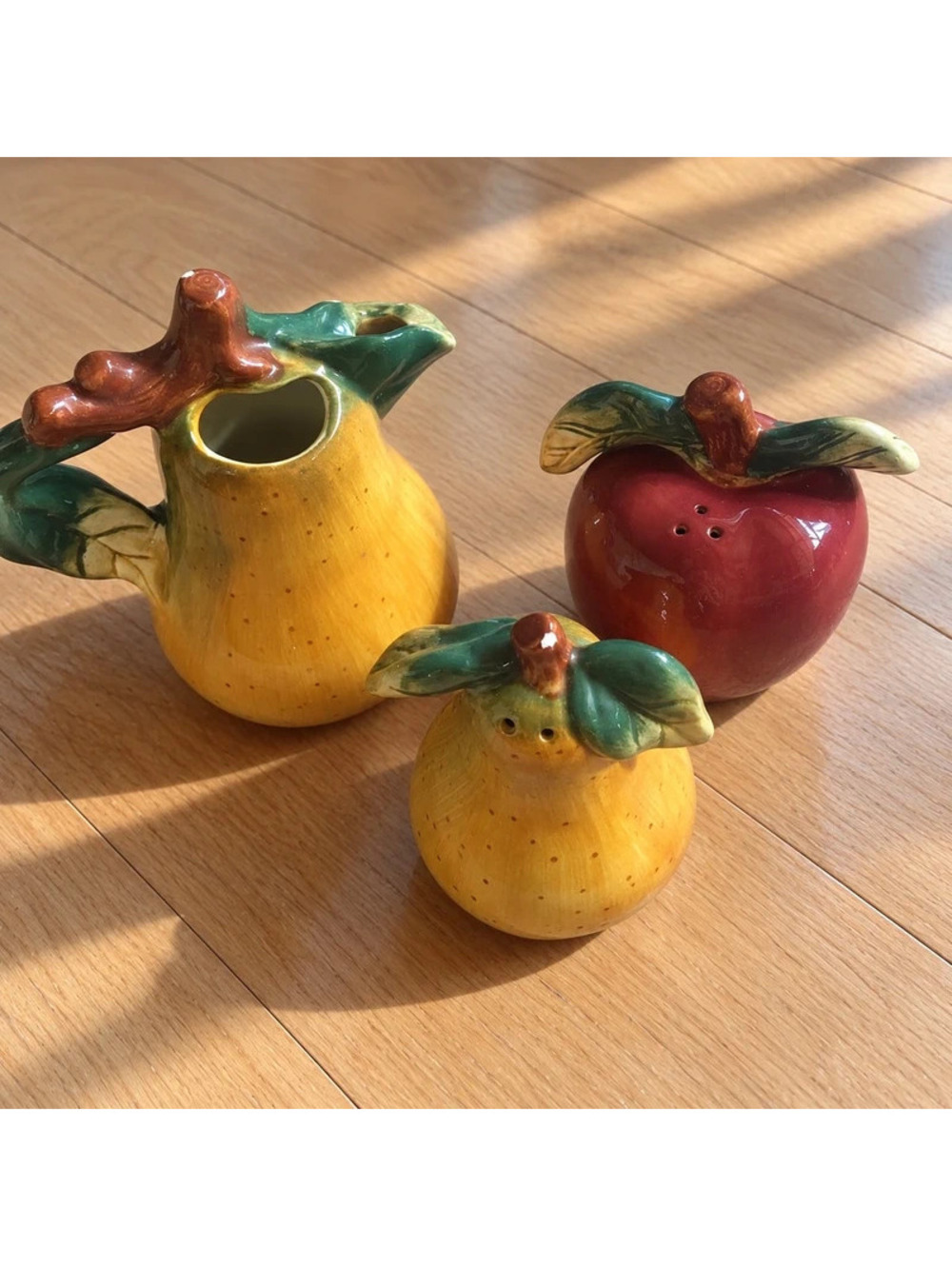 Sakura Sonoma Fruit Creamer Salt Pepper Shakers 3 Piece Kitchen Set